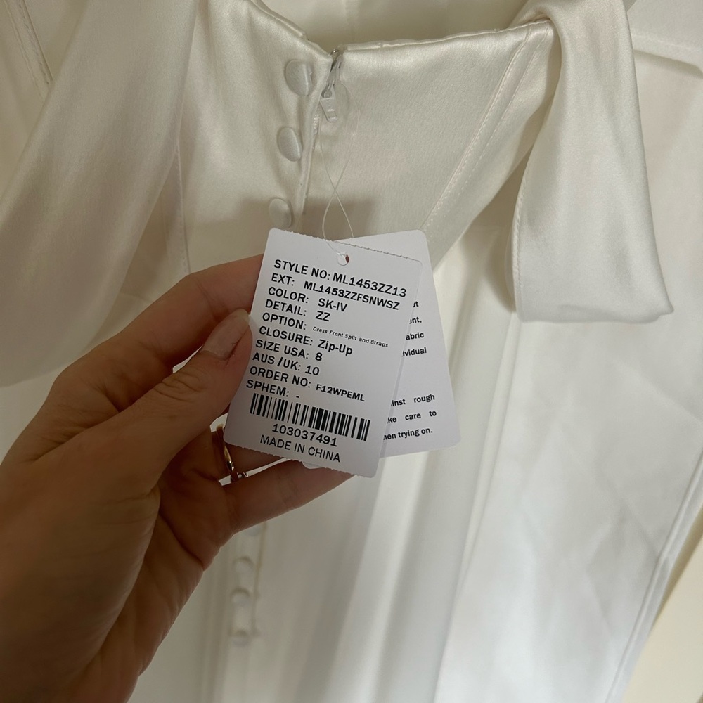 NEW NEVER WORN Silk Wedding Dress - Picture 8 of 10